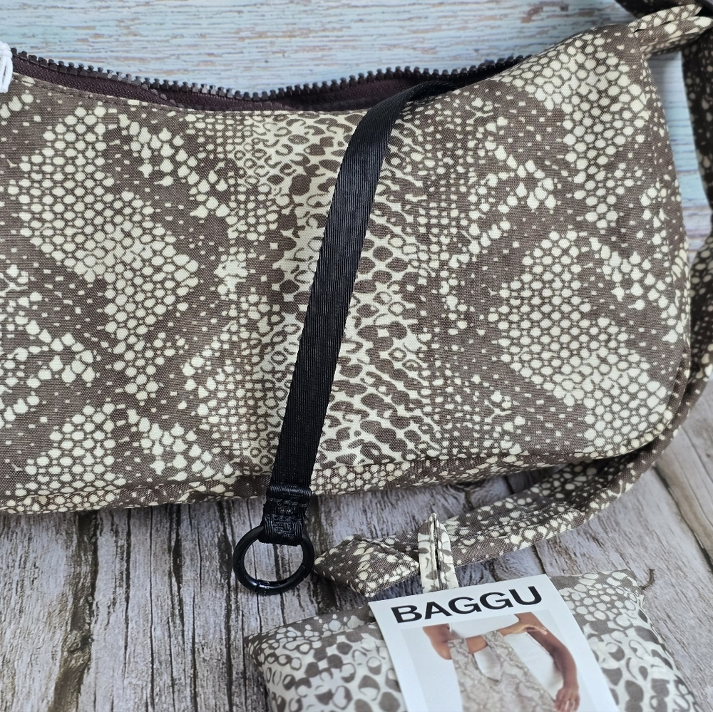 *NWT* BAGGU Cargo Shoulder Bag & Standard Bag Set In Snakeskin Print, Snake Skin - Picture 11 of 13